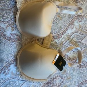 Wacoal bra - new tags still on